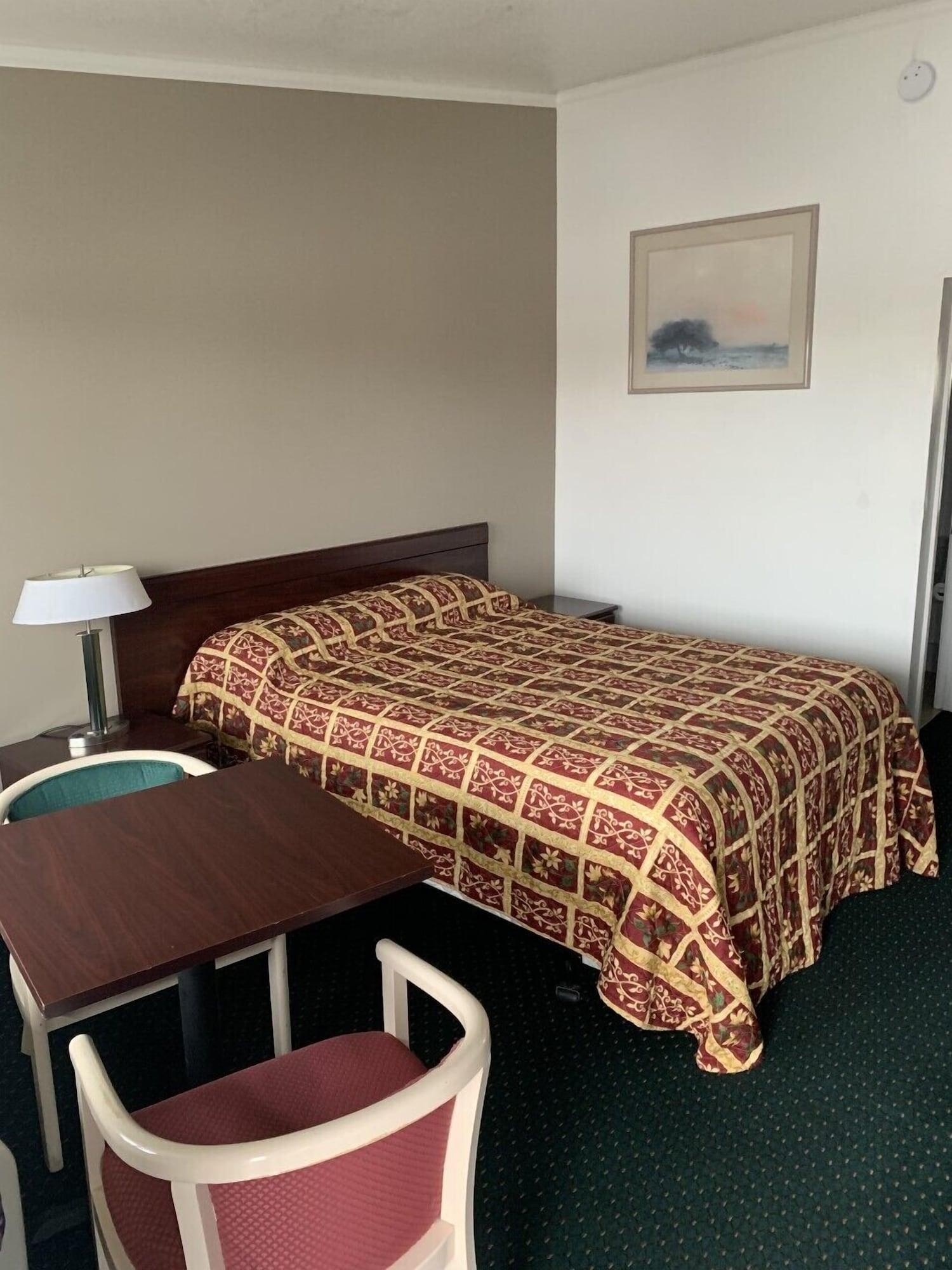 Economy Inn Monterey Сисайд Экстерьер фото